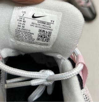 Nike Air Max 95 Gris y Rosa talla 40EU