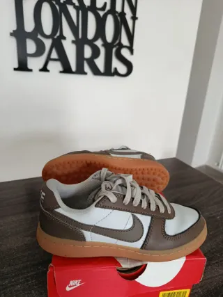 Nike Campo Nuove con Cartellino