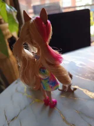 Muñeca Enchantimals Canguro y Bebés