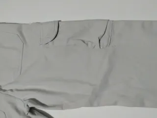 Pantalón cargo Stradivarius beige