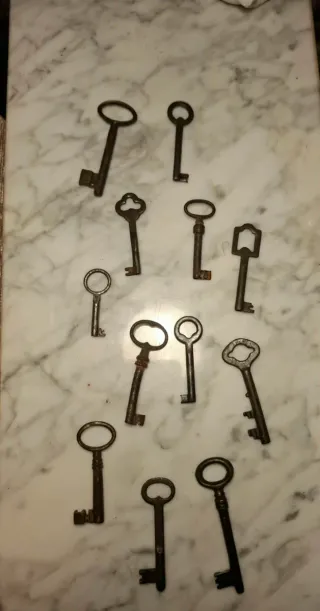 Lote de llaves antiguas
