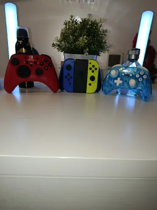 Nintendo Switch Rossa e Nera