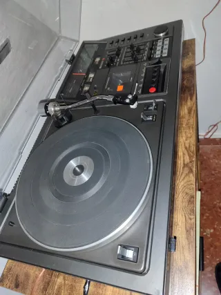 Tocadiscos Sanyo DCW4800 Hi-Fi Stereo