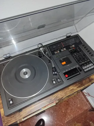 Tocadiscos Sanyo DCW4800 Hi-Fi Stereo