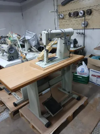 Máquina de coser REFREY industrial