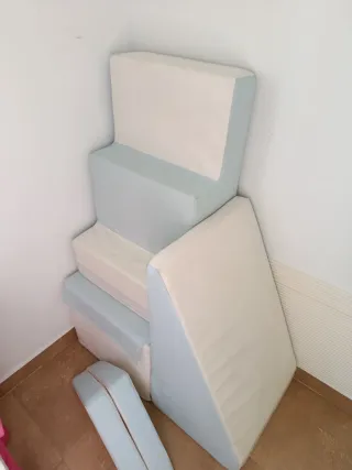 Conjunto tobogán 4 bloques espuma