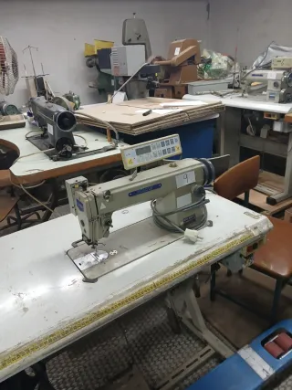 Máquina de coser electrónica marca fomax