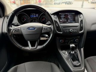 Ford Focus Berlina ST-Line 1.5 EcoBoost 134 kW (182 CV) Auto-Start-Stop