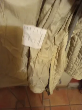 Chaqueta Burberry Beige Acolchada