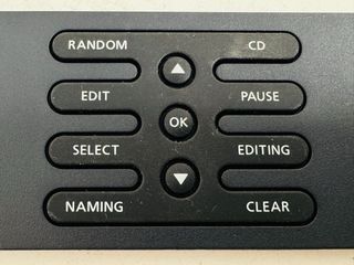 Mando Bang & Olufsen Beosound 9000