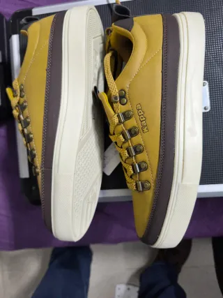 Zapatillas Kappa Beige y Marrón