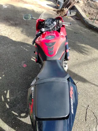 Honda CBR600RR pc37 2005