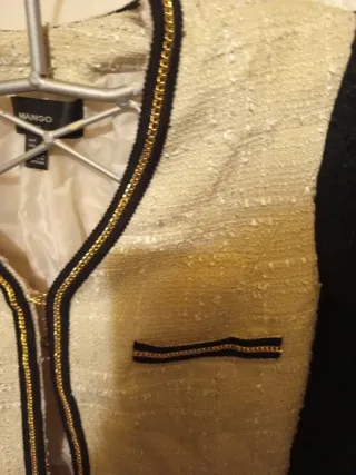 Chaqueta Mango Tweed Beige y Negro