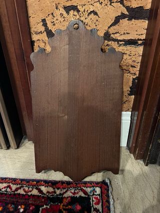 Portariviste in legno intagliato