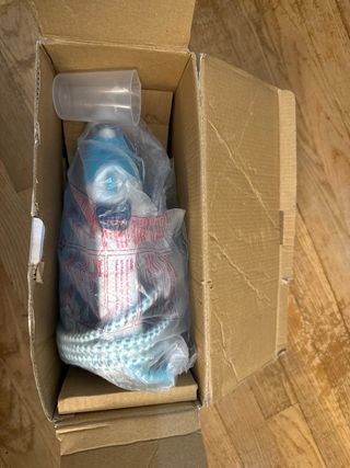 Plancha de vapor azul y blanca