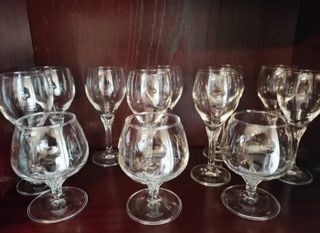 Cristalería base tallada