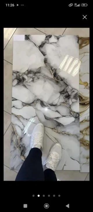 Baldosas y Porcelánico Diseño Mármol Dorado