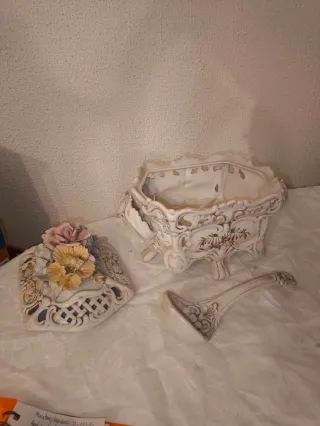 Sopera de porcelana con flores diseño italiano