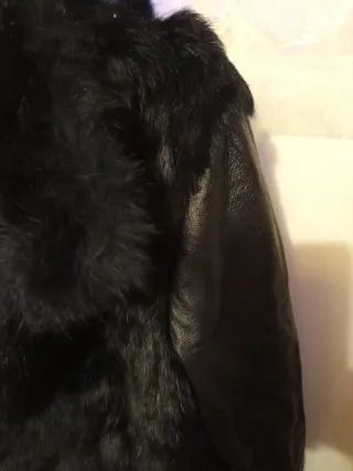 Blanco Chaqueta Pelo y Piel Negra