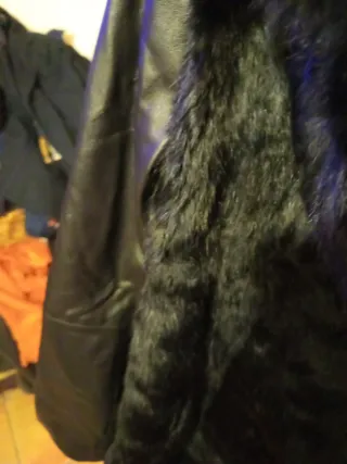 Blanco Chaqueta Pelo y Piel Negra