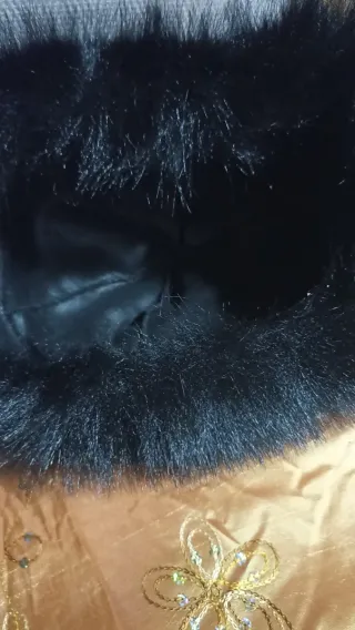 Sombrero elegante de pelo negro