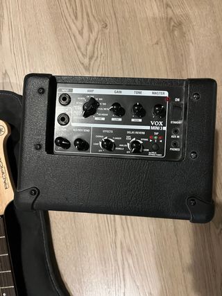 Guitarra Yamaha Pacifica + Amplificador + funda