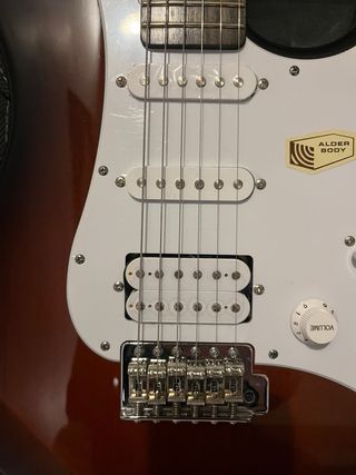 Guitarra Yamaha Pacifica + Amplificador + funda