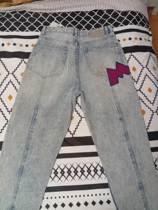 Pantalones vaqueros Desigual Patchwork Mickey