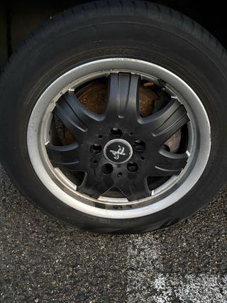 4 Llantas 16” con neumáticos para Vito W639