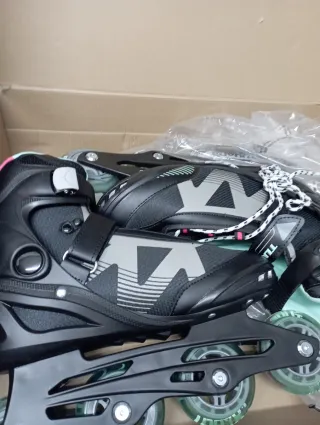 Patines en línea negros