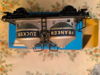 Vagones Electrotren y Märklin