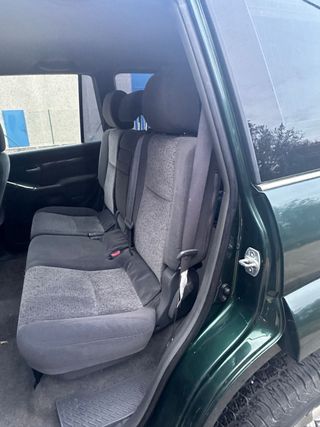 Toyota Land cruiser 120 2006