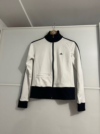 Sudadera Adidas Blanca y Negra