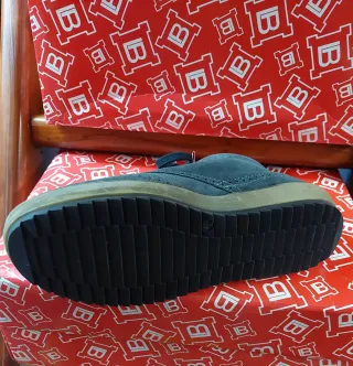 Scarpe uomo camoscio grigio antracite