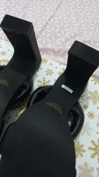 Zapatos tacón Primark negros talla 38