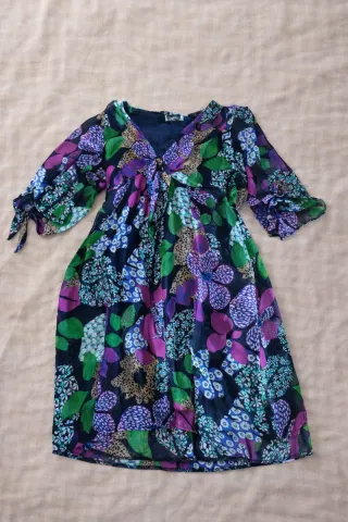 Vestido floral multicolor vaporoso verano