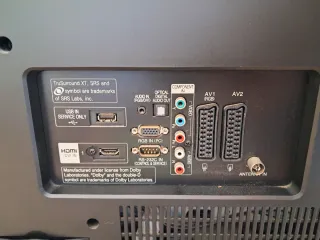 TV LG 32 LCD con mando universal nuevo