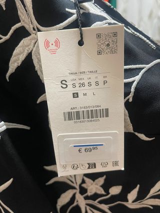 Top vestido asimétrico Zara flores bordadas flecos