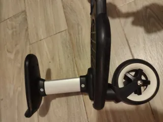 Patinete Bugaboo con adaptadores