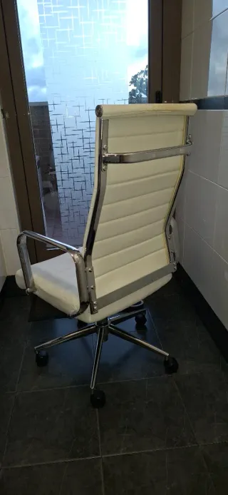 Silla giratoria de escritorio