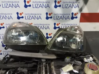 Pareja de Faros Clio 2