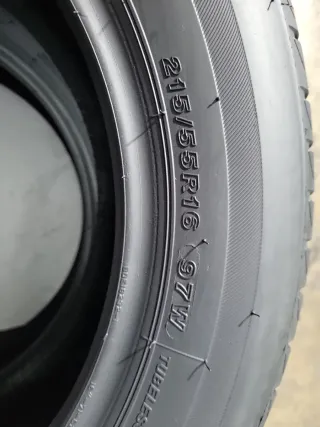 2 Neumáticos  215/55 R16 Bridgestone