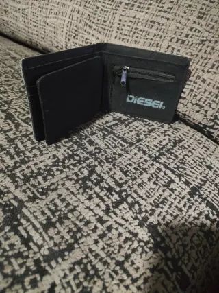 Cartera juvenil Diesel con moto
