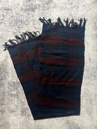 Bufanda Burberry Azul Marino y Rojo