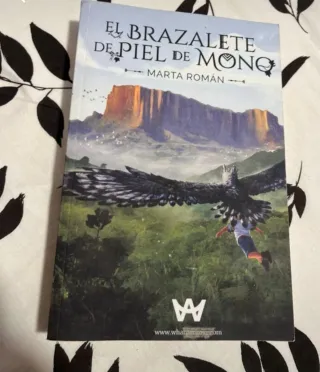 libro el brazalete de piel de mono