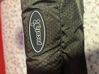 Cama para perro gris con ribete azul 50x53 NUEVO