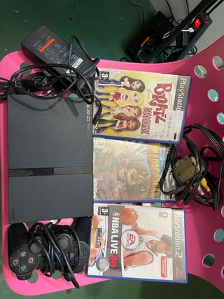 Consola PS2 Negra con Mando y Juegos