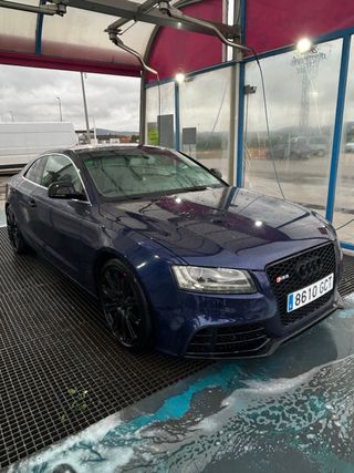 Audi A5 blue electric