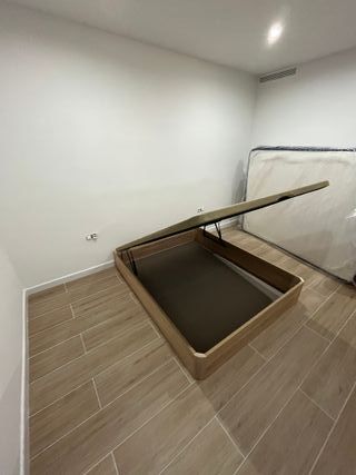 CANAPÉS Y COLCHONES