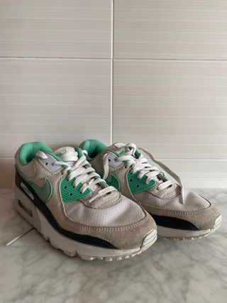 Nike Air Max Beige y Verde